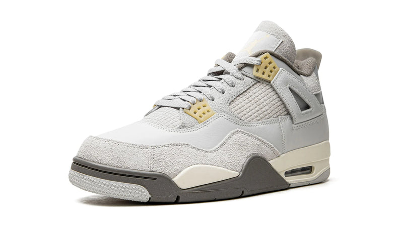 Air Jordan 4 SE "Craft Photon Dust"