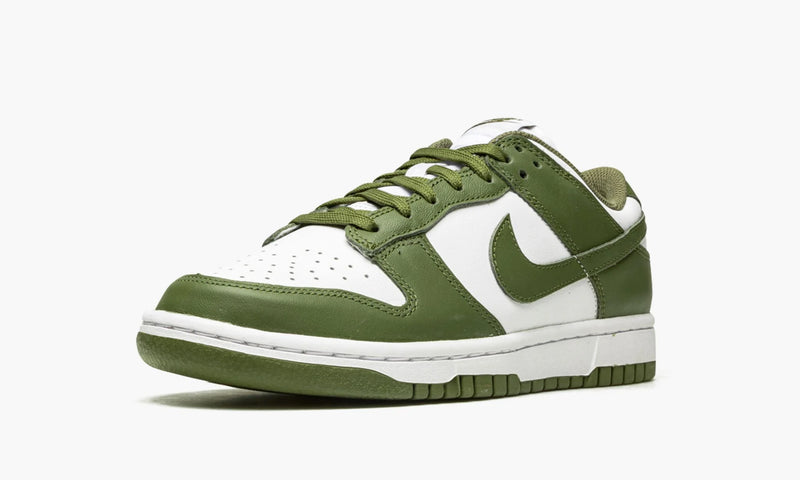 Nike Dunk Low "Medium Olive" (W)