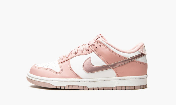 Nike Dunk Low "Pink Velvet"