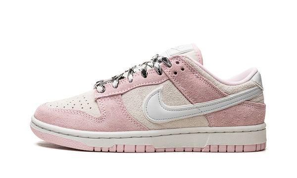 Nike Dunk Low LX "Pink Foam" (W)