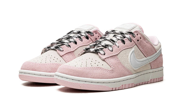 Nike Dunk Low LX "Pink Foam" (W)