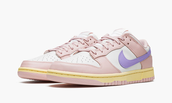 Nike Dunk Low "Pink Oxford" (W)