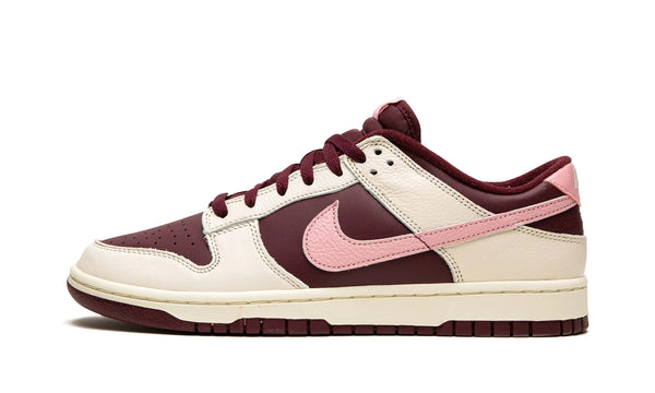 Nike Dunk Low "Valentine's Day" (2023)