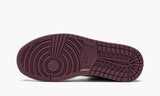 Air Jordan 1 Mid SE "Light Mulberry" (W)